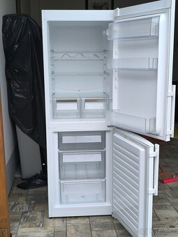 Lednice s mrazákem Electrolux EN3201MOW - 2