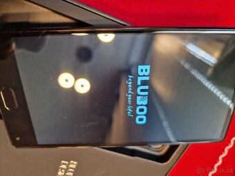Mobilní telefon S1 novy - 2