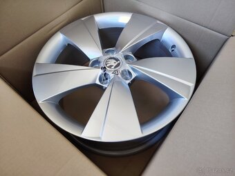 NOVÁ Alu kola 5x112 R17 Zeus - Škoda Superb III, Kodiaq - 2