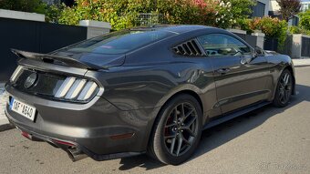 FORD MUSTANG 5.0 GT - 2