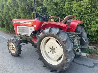 Traktor malotraktor Yanmar 2210, japonský traktor 22 koní - 2