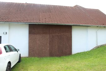Pronájem komerčních prostor o ploše 150 m2 v obci Hůrky u Li - 2