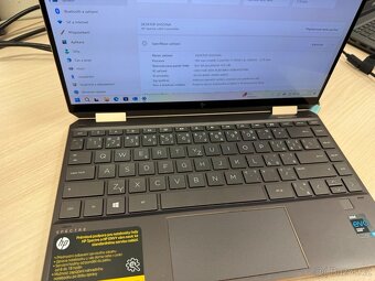 HP SPECTRE - dotykový - 2