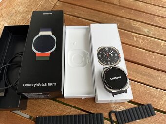 Samsung Galaxy Watch Ultra Titanium Silver - 2
