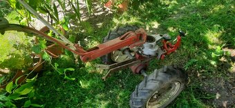 Podvozek malotraktoru bez motoru – vhodný na díly - 2