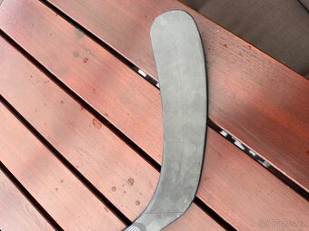CCM hokejka JETSPEED FT5 PRO Limitovaná edice MODRÁ - 2