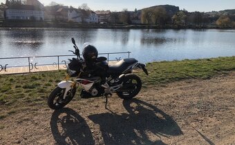BMW G310R (8/2017) - 2