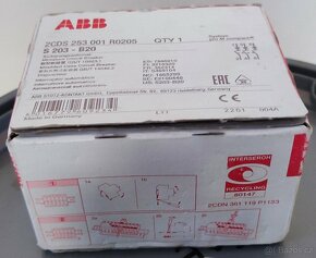 ABB S203M-B20 Jistič 3-pólový - 2