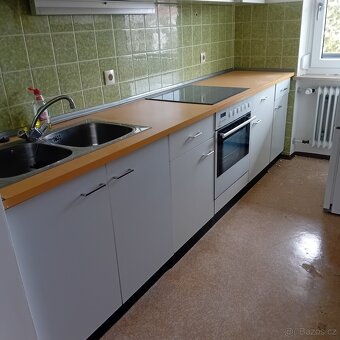 Kuchyňská linka se spotřebiči - 2