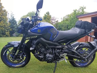 Yamaha MT 09 - 2