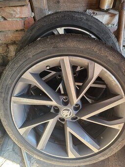 Kola KODIAQ Vega R20 - 2