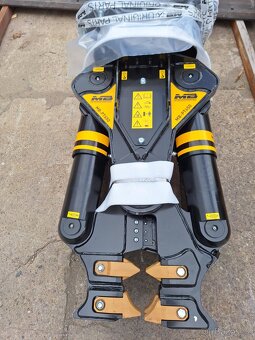 Demoliční nůžky MB PT650 - 2