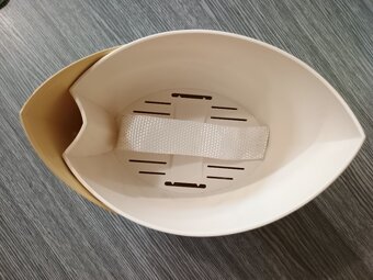 Samozavlažovací květináč béžový - 2