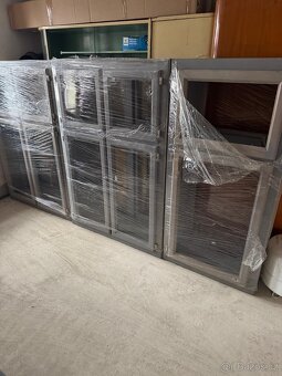 Nová dřevěná špaletová okna (smrk) – 3 ks - 2