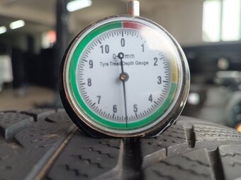 205/60 R16 BRIDGESTONE (1918) - 2