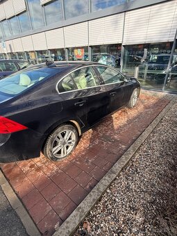 Volvo s60 2011 2.0T benzin - 2
