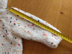 Svetr (krémový/puntík) vel.92, 86 - 2