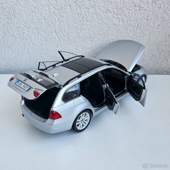 BMW E91 1:18 Kyosho TOP STAV - 2