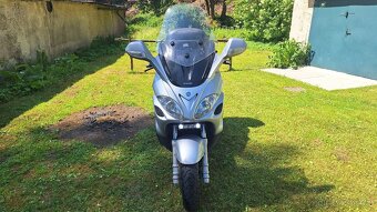 Piaggio X9 500 Evolution - 2