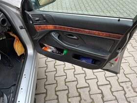 Prodám interiér komfort s dofukem cele v el. z BMW E39 - 2