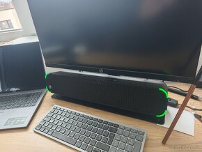 Prodám Mackie CR2-X BAR PRO repro / soundbar (v záruce) - 2