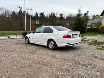 BMW E46 Coupe 323ci - 2