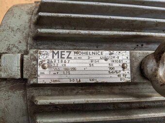 ELEKTROMOTOR MEZ Mohelnice 2,2 kW, 700 RPM - 2