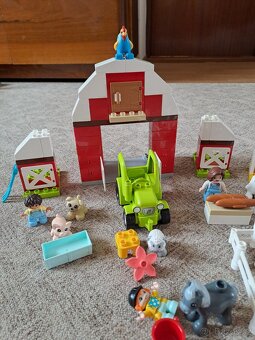 Lego duplo 10952 Stodola, traktor a zvířátka z farmy - 2