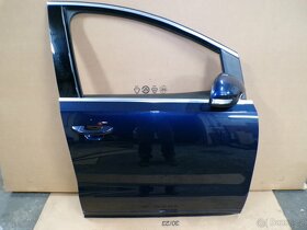 VW Sharan 7N - 4 x dveře - top stav - Night Blue LH5X - 2