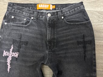 Baggy Review vel. 32 - 2