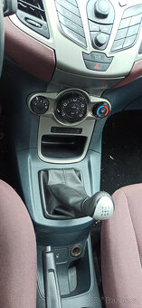 Ford fiesta 1.25 2012 - 2