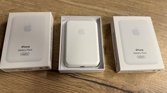 Apple MagSafe Battery Pack (Powerbanka) - 2