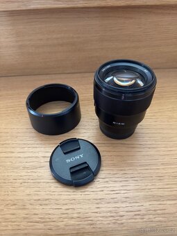 Sony FE 85mm f/1.8 - 2