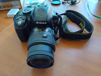 Nikon D3300 s příslušenstvím - 2
