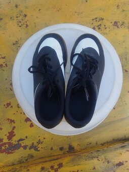 Prodám Pánské sálovky Nike BRAVATAX II IC - 2
