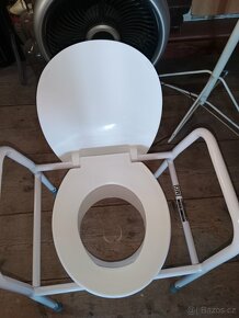 WC nástavec nový a WC křeslo - 2