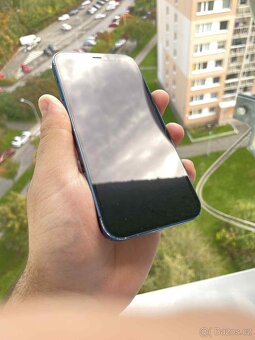 iPhone 12 64GB - 2