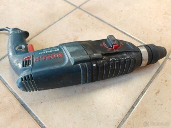 Vrtací kladivo Bosch GBH 2-26 DRE - 2