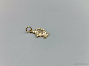 Zlatý přívěsek Střelec 1,00g, 14 kt, 585/1000 - 2