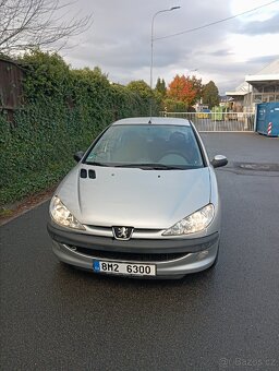 Peugeot 206 1.1 44 kW | 2005 | po velkém servisu | nová STK - 2