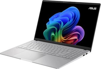 Notebook ASUS Vivobook 15,6 OLED v záruce - 2