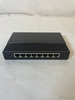 Switch TP-Link TL-SG1008D - 2