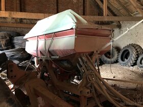 SECÍ STROJ KVERNELAND ACCORD DA-S 4m - 2