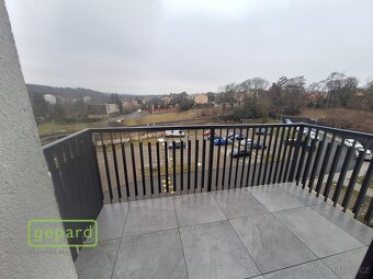 Pronájem bytu 2+k s balkonem, Slaný - 2