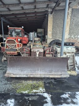 Zetor 35 Pásový - 2