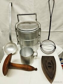 Předválečné reklamní krabičky, láhev, retro věci - 2