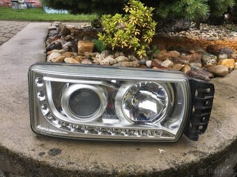 Přední světla nova iveco irisbus - 2