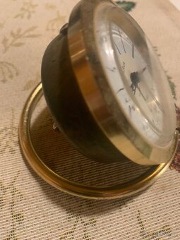 Nabizim budik SLAVA. - 2