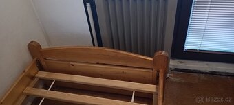 Prodám postel z masivu - 2