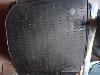 Dacia Sandero-gumove koberce - 2